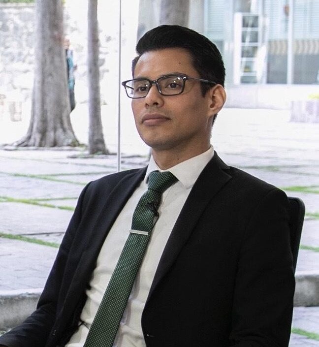 Dr. Hiram Eredín Ponce Espinosa